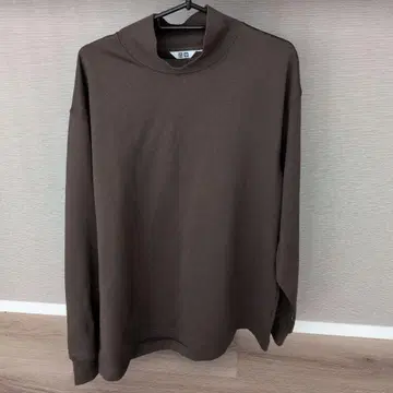UNIQLO U 화제가 된 터틀넥