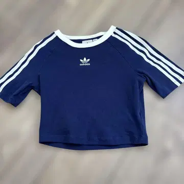 아디다스 오리지널스