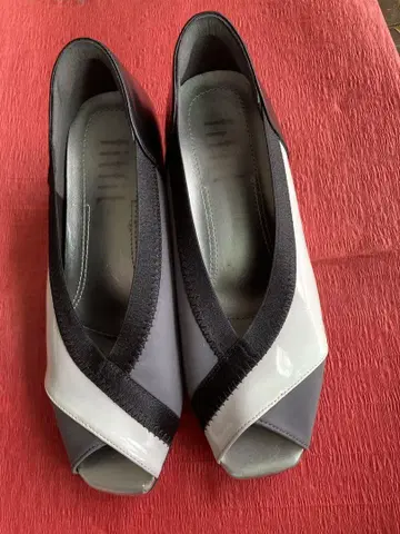 FITFIT 컬러 블록 오픈토 펌프스 23.5cm