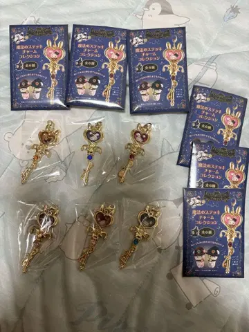 센티멘탈 서커스 참 컬렉션 키링