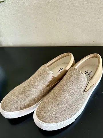 TK. 다케오 키쿠치 베이지 슬립온 27cm