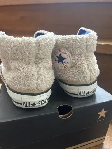 CONVERSE ALL STAR 퍼 하이컷 스니커즈