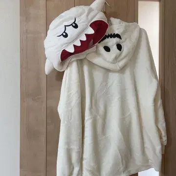 USJ 고스트 디자인 후드 부착 가디건