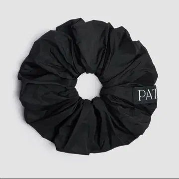 PATOU 블랙 스크런치