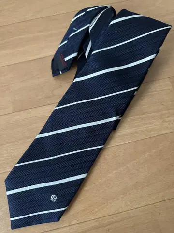 새상품급 BLACK LABEL CRESTBRIDGE 넥타이 네이비