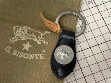 [ 새상품 ] IL BISONTE ( 일비종떼 ) 가죽 키링 블랙