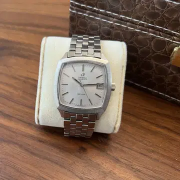 Omega 실버 시계