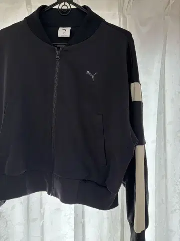 Puma 집업 자켓 블랙/화이트