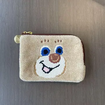 러브러리 페이 업 테디 L자 파우치