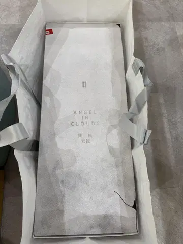 ANGEL IN CLOUDS 토끼 피규어