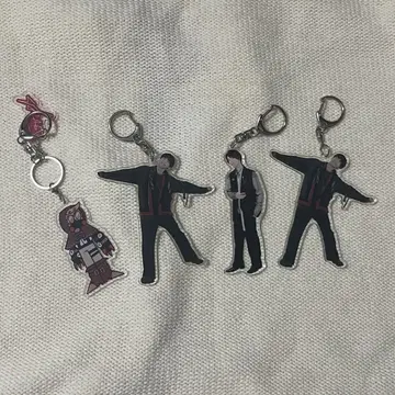 무토 준 아크릴 키링