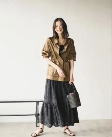 루니 나일론 새틴 워크 자켓 브라운 38