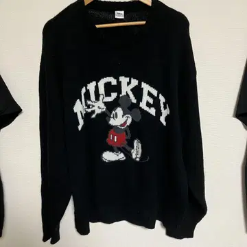 새상품급 Disney 디즈니 미키 니트 스웨터 블랙 L