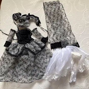 보크스 슈퍼돌피용 아웃핏 세트 SD용 럭셔리 자수 드레스 세트