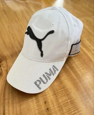 PUMA 화이트 골프 캡 CARLSBAD 투어 퍼포먼스