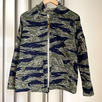 리얼맥코이 TIGERCAMOUFLAGEPARKA