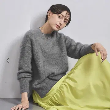 유나이티드 애로우즈 폭스 캐시미어 크루넥 니트