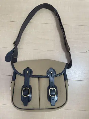 BRADY 숄더백