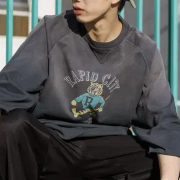 빈티지 래글런 슬리브 T셔츠