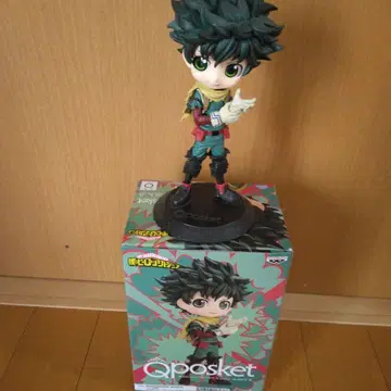 Qposket 미도리야 이즈쿠 피규어
