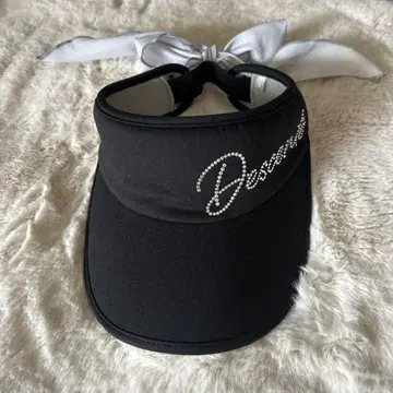 Descente 스톤 부착 바이저 블랙