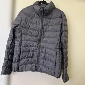 UNIQLO 그레이 다운 자켓