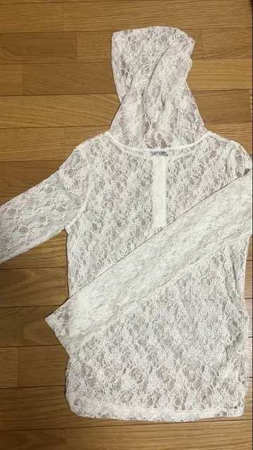 LAGUAGEM 레이스 상의