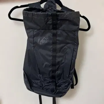 REI FLASH 18 PACK
