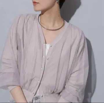 아르페쥬 스토리 튤 베일 가디건 핑크 베이지