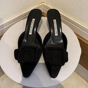 마놀로 블라닉 35