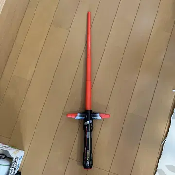 카일로 렌 라이트세이버 STARWARS