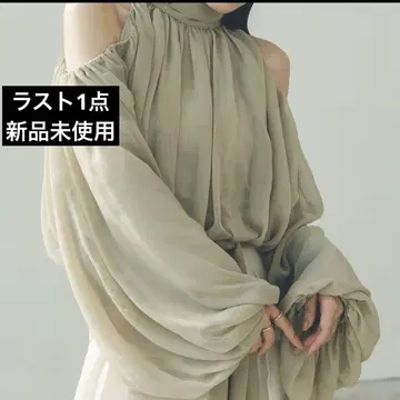 쉬폰 볼륨 블라우스 anuans