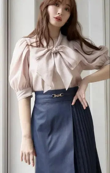 Herlipto Just Because Two-Way Blouse