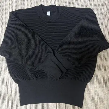 CFCL 블랙 긴팔 니트 스웨터 사이즈 3