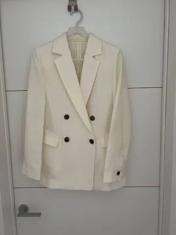 더블 버튼 테일러드 자켓