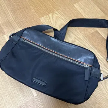 Paul Smith 숄더백 블랙 중형