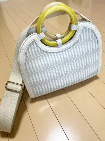 ear PAPPILLONNER 2WAY 숄더백 이아파피요네
