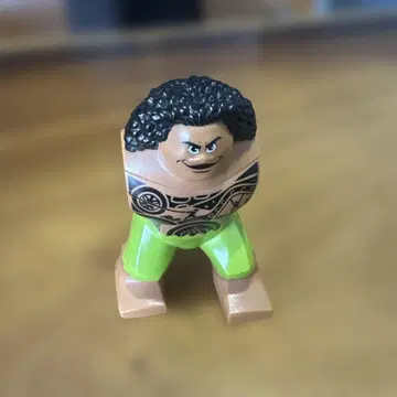 모아나의 마우이 피규어