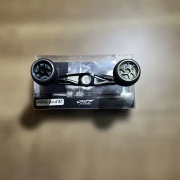VARIAL p.c.d 87 카르폼 FAT 노브 실버 리그