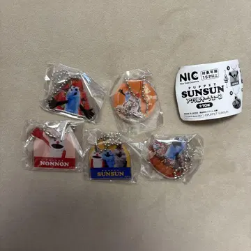 퍼펫 스 아크릴 키체인 스