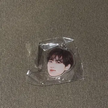 INI 오자키 타쿠미 얼굴 아크릴 키링