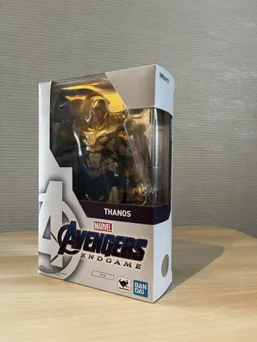 반다이 SHFiguarts 타노스 피규어