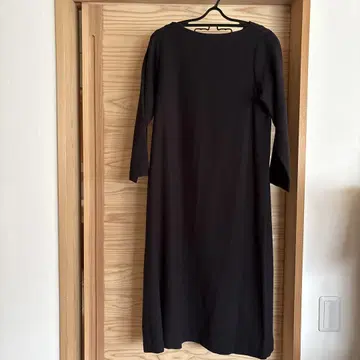 evameva 블랙 원피스 백 버튼 포함