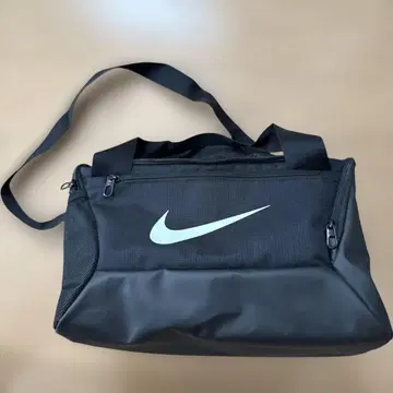 Nike 블랙 보스턴 백