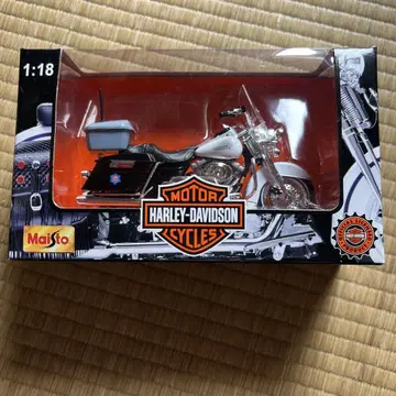 Harley-Davidson 1:18 스케일 바이크 미개봉 마이스트