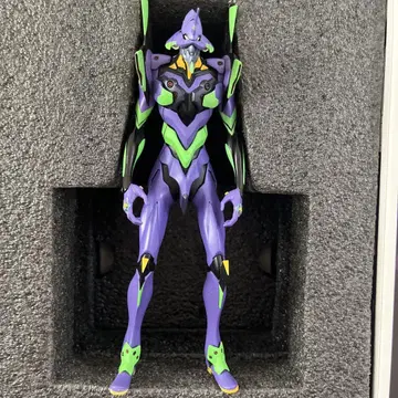 에반게리온 초호기 피규어