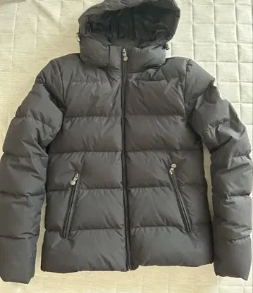 PYRENEX 블랙 다운 자켓 S 사이즈