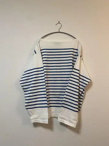 내일까지 가격 인하! 우티 TRICOT AAST 바스크 셔츠