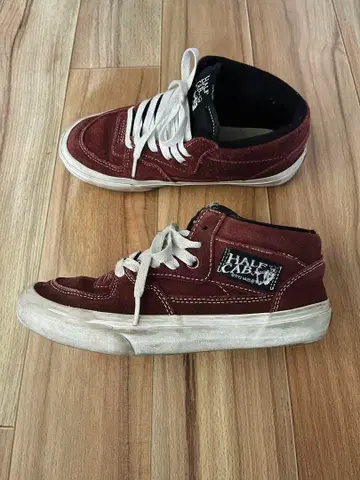 Vans 하프캡 버건디 스웨이드 22.5cm