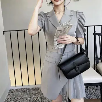 로얄 파티 퍼프 슬리브 자켓 플리츠 원피스
